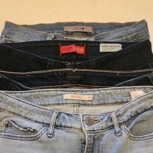 Levi's/Guess - Jeans Bundle - 4 Pairs Size 28